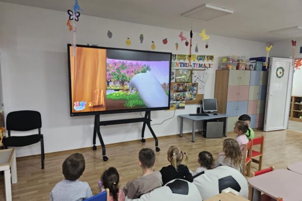 proiect finalizat la serbanesti toate unitatile de invatamant dotate cu mobilier echipamente it si materiale didactice 6876990abd8a9