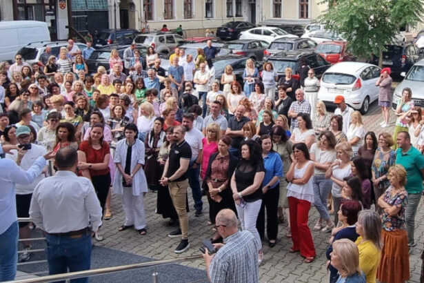 video a treia zi de proteste ale bugetarilor in tara guvernul pregateste noi masuri intr o ordonanta trenulet 6864e1bb0edd9 1