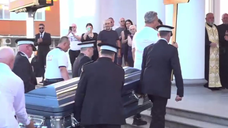 video sicriul cu trupul neinsufletit al campionului mihai leu intampinat cu aplauze la hunedoara 68659ef8686d5 3