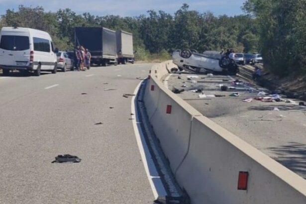 accident pe dn 65 in zona padurii saru din olt un craiovean de 45 de ani a ajuns la spital 68aef7496cbe0