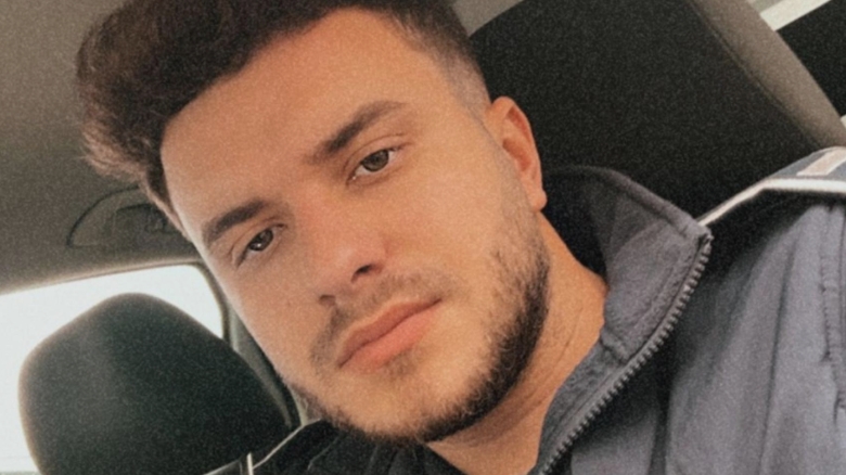 cine este politistul erou din capitala marian godina i a facut public numele si fotografia reactia romanilor 68affd05889ad