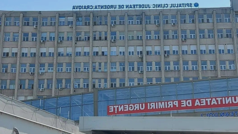 copilul care era sa se inece intr o piscina din potcoava in stare grava la spitalul craiova 68a8375bc2bbe