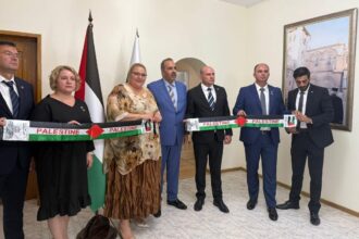 deputatul de olt mihai adrian tiu in vizita la ambasada palestinei din sofia 6890ad330e8a9