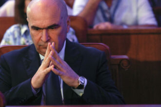 exclusiv bolojan proiectul privind pilonul ii nu e abandonat asf l a trimis pur si simplu in guvern si ne am trezit cu el pe ordinea de zi 689ce59a14911