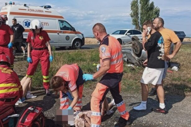 grav accident de circulatie cei cinci ocupanti ai unui autoturism proiectati in afara masinii 68a3148fb4a07