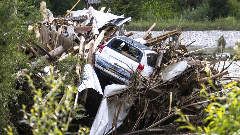 guvernul va activa fondul de solidaritate al ue pentru zonele afectate de inundatii si mecanismul restore 688e3b7d5eba8