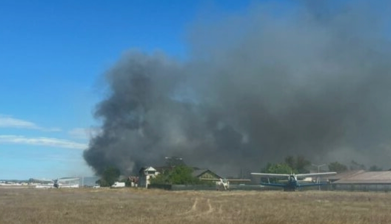 incendiu devastator la iesire din craiova in zona aeroclubului in zona se afla si case video 68ae0f539a887