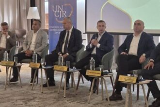 marius oprescu la intalnirea cu bolojan pe subiectul anghel saligny proiectele incepute nu trebuie oprite 688d1a01509c1