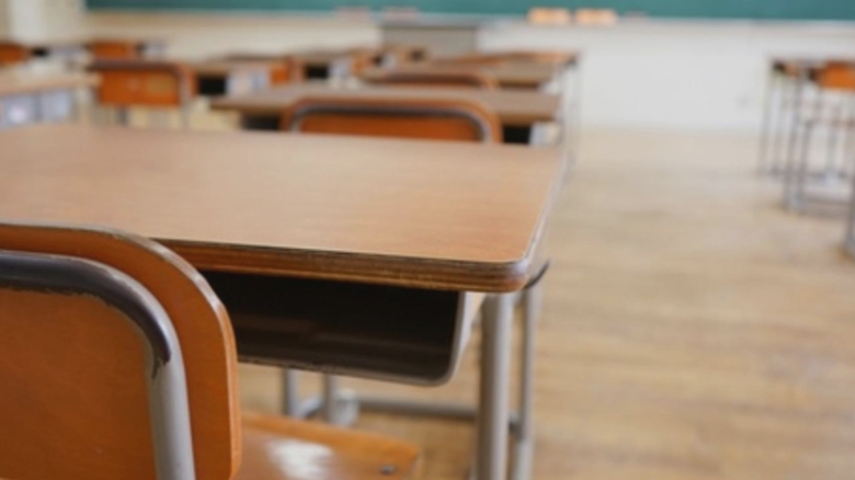 masurile lui bolojan lovesc dur zeci de copii din lopatari vor merge 10 km pe jos la scoala pe un drum plin de ursi 68b1451cd9342