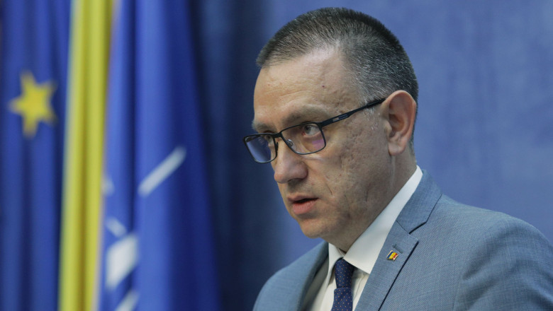 mihai fifor pensiile militare nu sunt pensii speciale sa le tratezi ca atare e o ticalosie politica 6890cc87cbd88