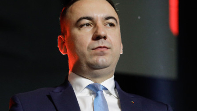ministrul bogdan ivan aprecieri pentru cariera politica a lui ion iliescu dar evoca si momentele controversate din viata acestuia 68923149bb9e7