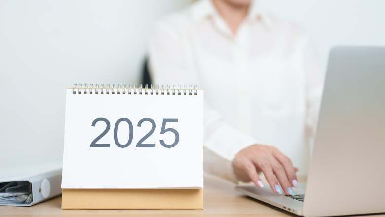 minivacanta pentru angajatii din romania in luna august vor fi trei zile libere consecutive 688d8e5e450f3