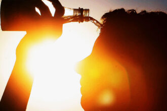 oltul ramane si maine sub cod de canicula valul de caldura va persista si sambata 689e24be06f44