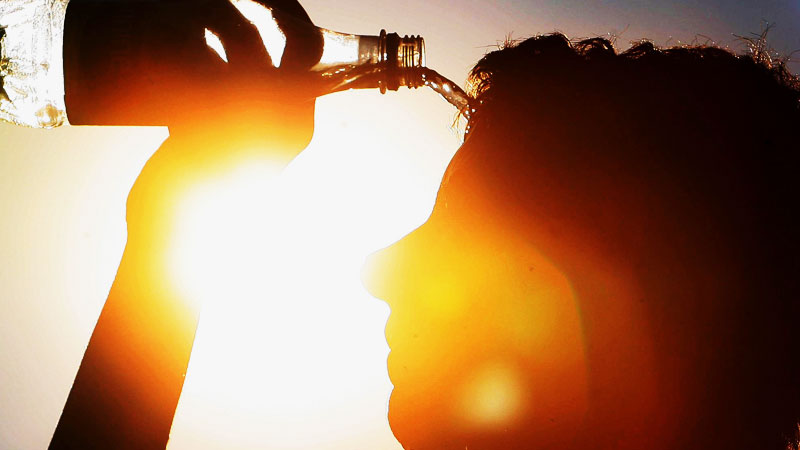 oltul ramane si maine sub cod de canicula valul de caldura va persista si sambata 689e24be06f44