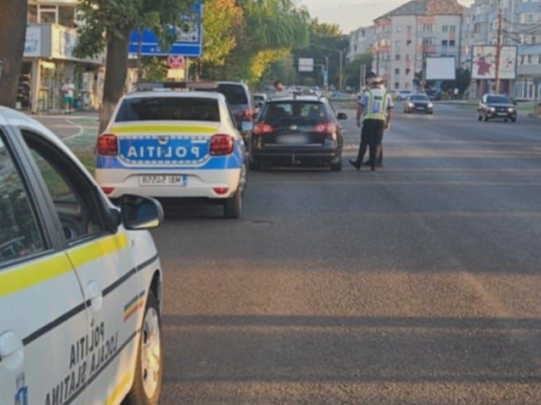 politistii locali jandarmii politistii si reprezentanti ai rar controale in trafic dar si pentru combaterea cersetoriei in slatina 68a5a92340b22