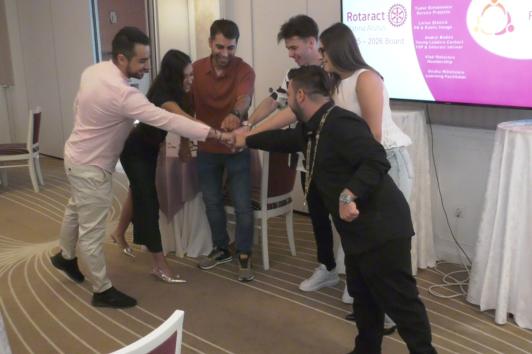 rotaract slatina alutuse29482un nou mandat aceeasi misiune 689ddc414232a