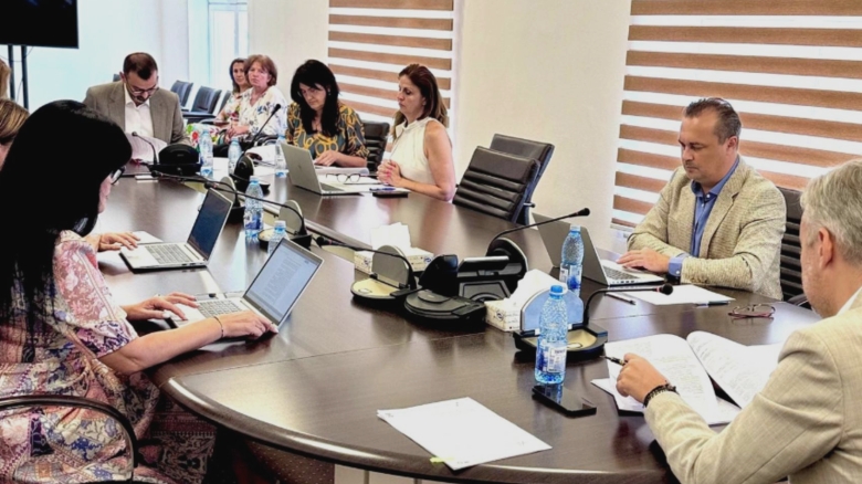 salariile anre asf si ancom taiate cu 30 iar schema de personal redusa semnificativ ce prevede planul de austeritate pentru institutiile cu salarii uriase 68a32d9d5bd63