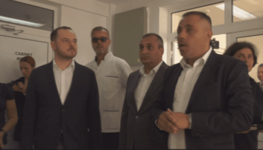 sectii noi la spitalul de la schitu ele au fost inaugurate in prezenta ministrului sanatatii 689dde466eca2