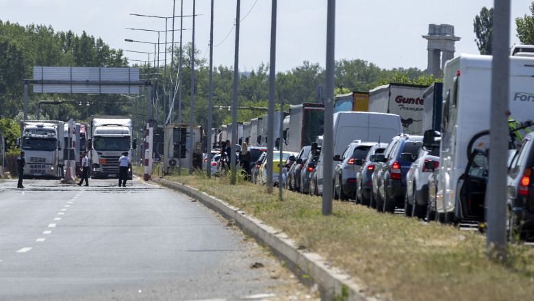 trafic intens pe podul prieteniei de la giurgiu ce rute alternative au soferii romani care merg in bulgaria pentru a evita aglomeratia 68907f840851b