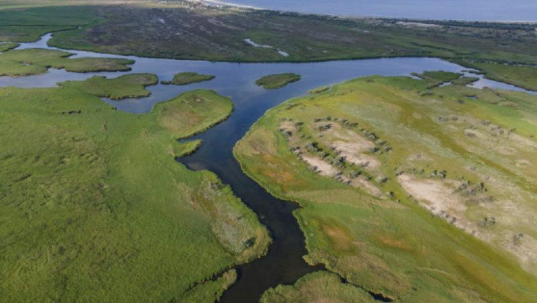 ucraina a redeschis canalul bastroe pentru traficul naval ruta fusese inchisa in urma cu doua saptamani dupa explozia unui dragor 68935e306fef9