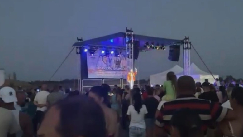 video austeritate dar nu pentru toti o comuna din bistrita nasaud a cheltuit 60 000 de euro pe o singura zi de distractie cu manelisti 68a2196dbb1bd