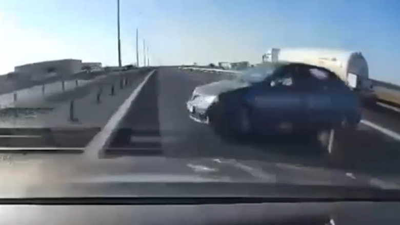 video gest inconstient pe autostrada a1 un sofer a tras brusc de volan pentru a intoarce si a lovit o alta masina 68976b336a9a3