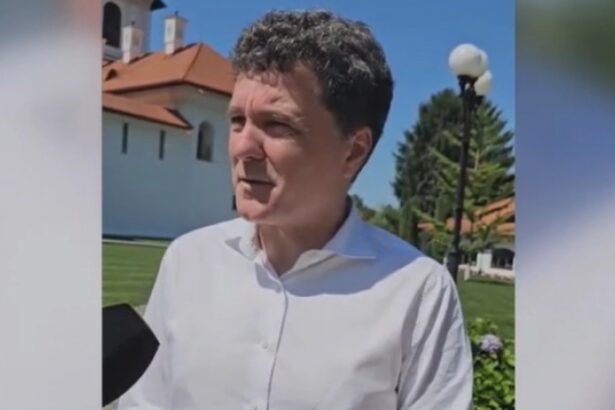 video nicusor dan explica de ce a mers la manastire in loc sa participe la ceremoniile de ziua marinei nu am vrut sa fac anunt 689f4f8fb1a17 1