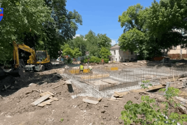 video primaria caracal construieste sera primar vom produce plante ornamentale si flori pentru amenajarea spatiilor verzi 68923dc646e09