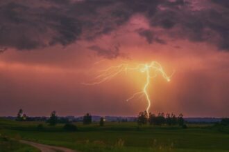 vijelii si instabilitate atmosferica in judetul olt incepand cu ora 12 00 rafalele vor ajunge si la 90 km pe ora 68a824e195eaf