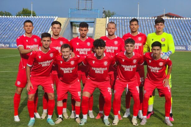 academica bals victorie in fata propriilor suporteri cu progresul spartac 68cd8643a8527