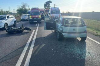 accident pe dn 65 la intrarea in slatina o motocicleta si un autoturism implicate 68cd76e697ee8