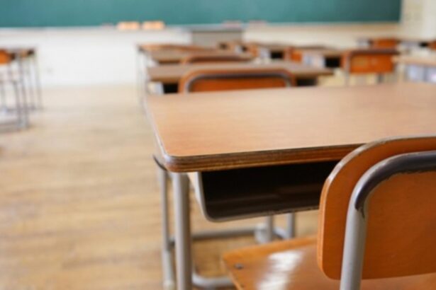 alerta in capitala mai multe scoli si spitale au primit mesaje de amenintare politia si sri investigheaza 68d0e370be0a9