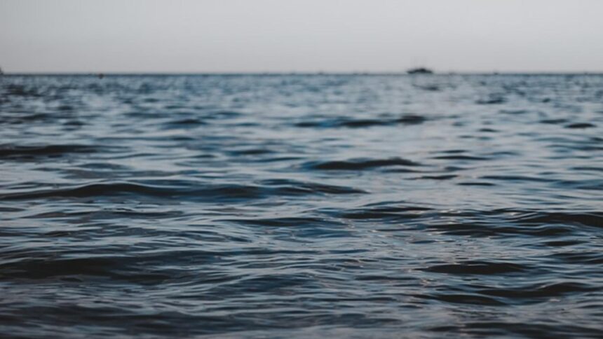 alerta in marea neagra bulgaria a descoperit o drona acvatica la 80 km de varna 68ca6feee05d5