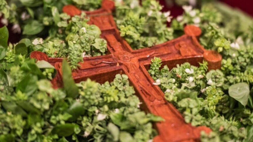 ce trebuie sa faci pe 14 septembrie de inaltarea sfintei cruci obiceiul de la care nu trebuie sa se abata niciun crestin 68c29a07ad4f5