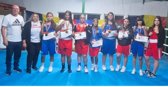 csm slatinae294827 medalii la cn de box feminin 68d3ec6eeee3a