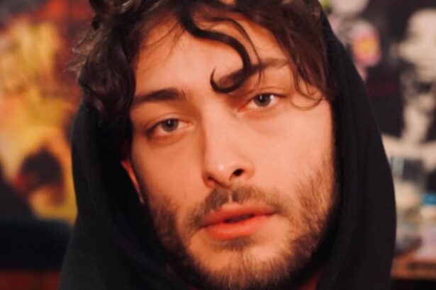 fiul lui ilie dumitrescu cautat de politie dupa ce a provocat un accident rutier grav in capitala apoi a fugit de la fata locului o tanara de 23 de ani grav ranita 68c7fbf8470c7