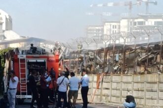 fumul de dupa incendiul devastator din sectorul 2 continua sa afecteze zona avertismentul primarului rares hopinca 68d3f2e3c0240