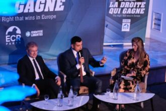 george simion la evenimentul conservatorilor europeni de la paris sunt foarte bucuros ca in toata europa partidele de dreapta castiga alegerile 68ced4f540047