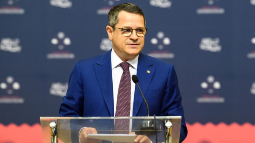 hellvig atac la mosteanu dupa incidentul cu drona ruseasca pentru cineva care gestioneaza politic apararea natiei parca asteptam ceva asumare politica un pic de protejare a unor militari 68c9987d2ebce