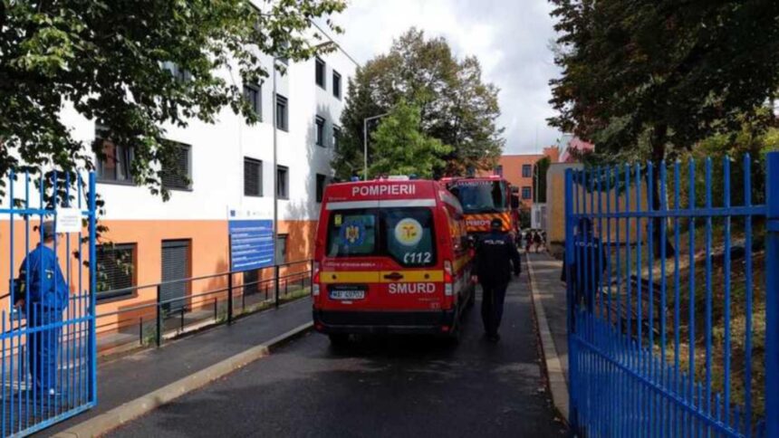 incendiu la o scoala din cluj napoca aproximativ 630 de elevi s au autoevacuat 68da6bdff0b7c
