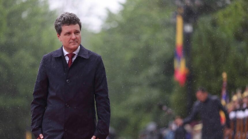 nicusor dan insista cu interferentele in alegeri dar fara dovezi mai mult se duce cu dosarul sa l prezinte si la reuniunea de la copenhaga 68dbf21a319d3