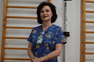 stau copiii in banci prea mult ghiozdanul este prea greu sfaturile medicului madalina hoara de la spitalul slatina video 68d2b31d56de9