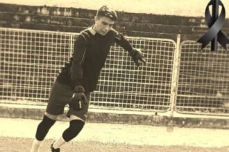 un tanar de 20 de ani portar al unei echipe de fotbal din olt a murit dupa ce s a aruncat de la etaj foto 68c7c77fe8ee6