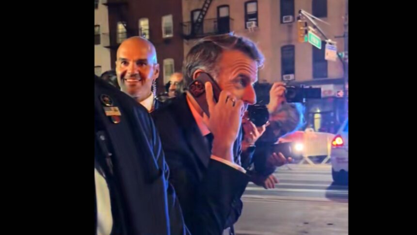 video macron l a sunat pe trump din mijlocul new york ului ca sa elibereze traficul ghici ce totul este blocat din cauza ta 68d2aaf104ff1