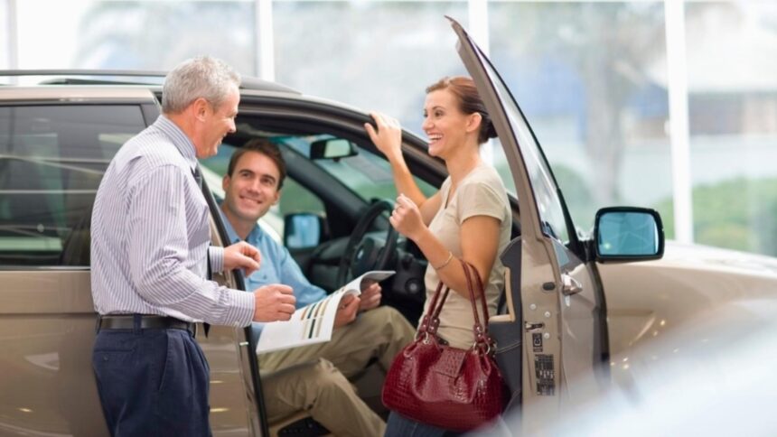 vremuri grele pentru industria auto inmatricularile de masini au scazut cu aproape 10 in primele 8 luni din 2025 68d52582ec432