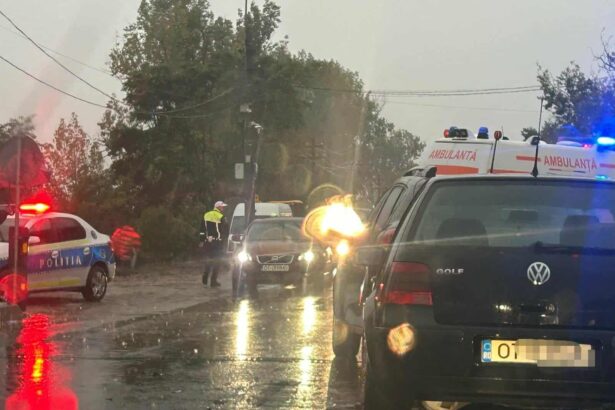 accident cu doua autoturisme implicate la iesirea din slatina dupa podul olt 68dfef3cd4b7f