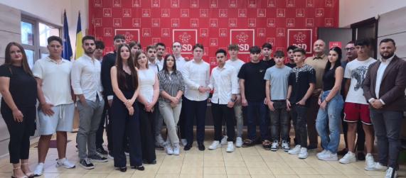 alegeri la liga elevilor social democrati olt 6904f61a4091b