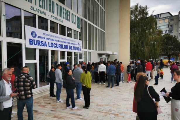 bursa locurilor de munca pentru absolventi peste 600 de locuri vacante 68e780233a83e 1