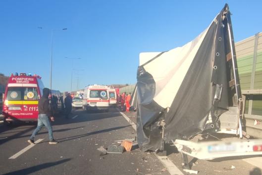 dex 12 un tir a lovit doua autoturisme 68f635c6ced0a