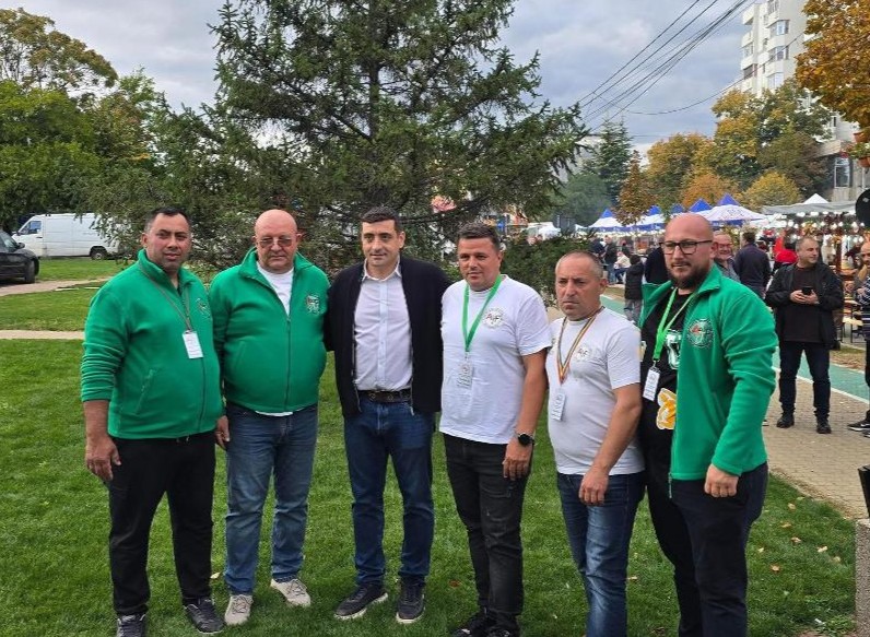 george simion prezent la slatina 68ecbd3d36a17